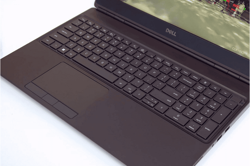 Đánh giá Laptop Dell Precision 7560 : laptop dùng cho đồ họa tốt nhất ?